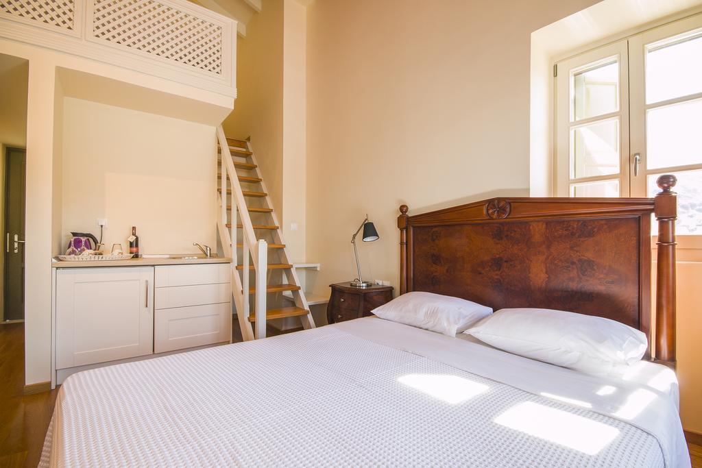 Aparthotel Thea Simi Zewnętrze zdjęcie